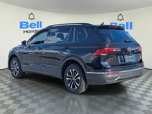 Used 2022 Volkswagen Tiguan S image 3