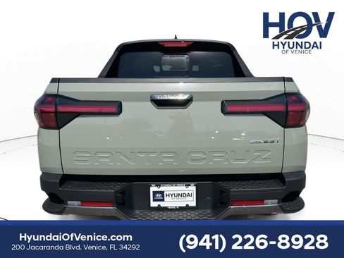 Used 2025 Hyundai Santa Cruz Limited image 7