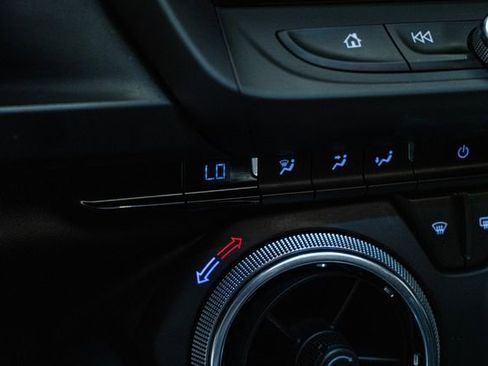 Used 2016 Chevrolet Camaro SS image 25