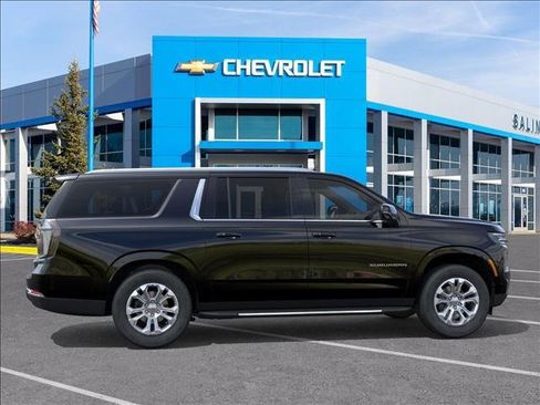 New 2026 Chevrolet Suburban LT w/ Comfort Package image 5