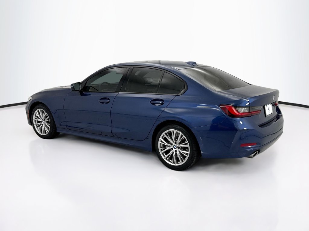 Used 2023 BMW 330i Sedan w/ Premium Package RWD image 7