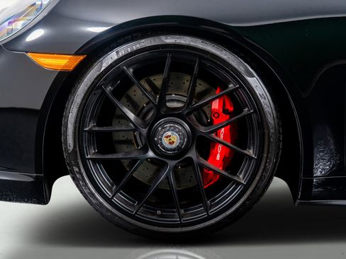 Used 2019 Porsche 911 Turbo w/ Light Design Package image 19