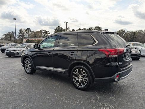 Used 2018 Mitsubishi Outlander SEL image 5
