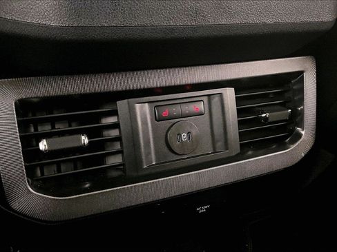 Used 2024 Ford F350 Platinum w/ Tremor Off-Road Package image 32