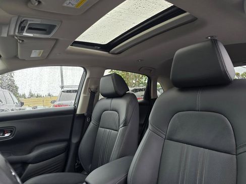 Certified 2024 Honda HR-V EX-L image 4