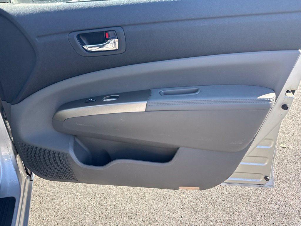 Used 2007 Toyota Prius Touring FWD image 9