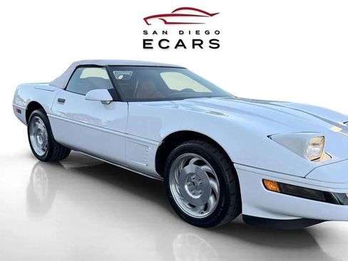Used 1995 Chevrolet Corvette Convertible image 4