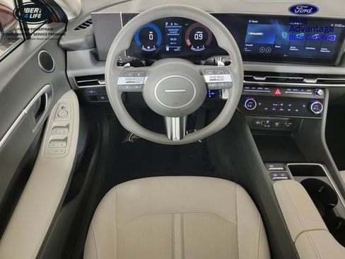 Used 2025 Hyundai Sonata SEL FWD image 26