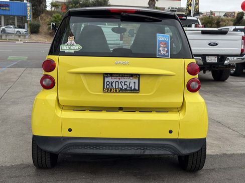 Used 2013 smart fortwo pure RWD image 10