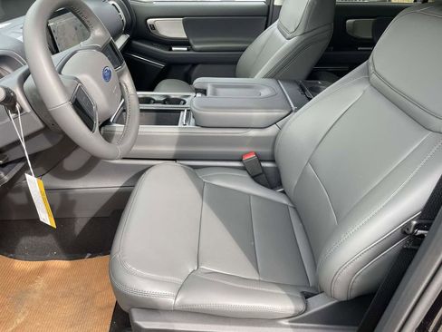New 2026 Ford Expedition Max Active RWD image 13