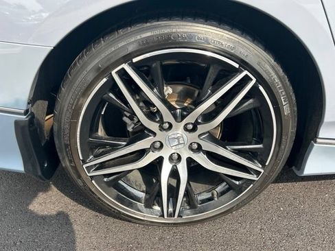 Used 2021 Honda Accord Touring image 30