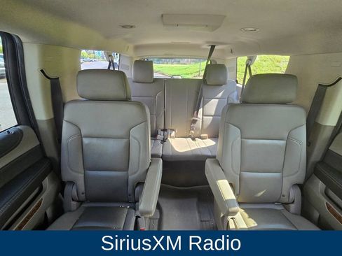 Used 2019 Chevrolet Suburban Premier AWD/4WD image 13