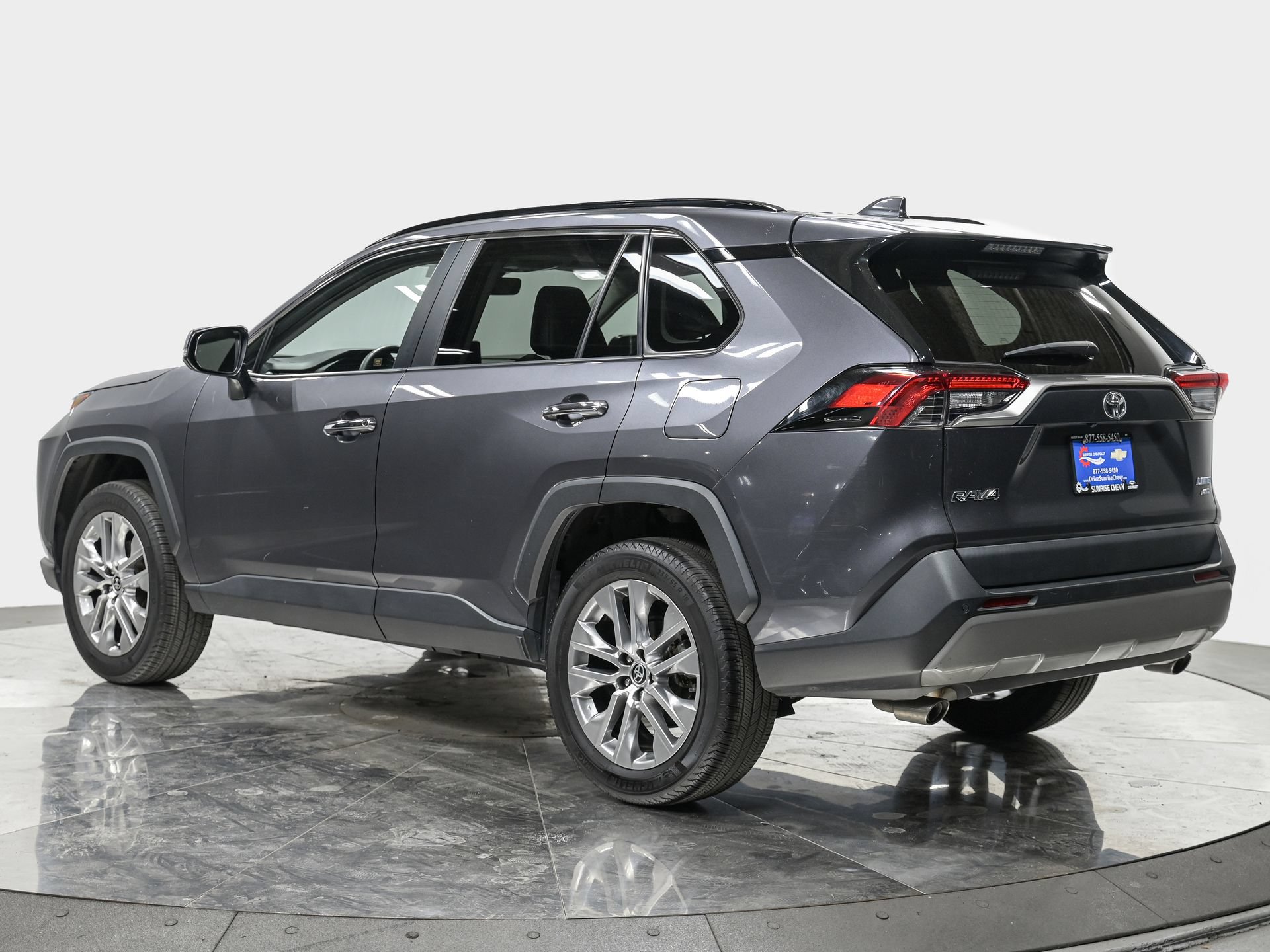 Used 2024 Toyota RAV4 Limited w/ Advanced Technology Package AWD/4WD image 3