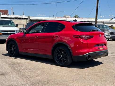 Used 2019 Alfa Romeo Stelvio Ti w/ Nero Edizione AWD/4WD image 5