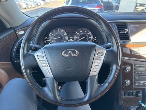 Used 2017 INFINITI QX80 Signature Edition w/ All Season Package image 9