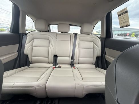 Used 2025 Lincoln Nautilus Premier AWD/4WD image 21