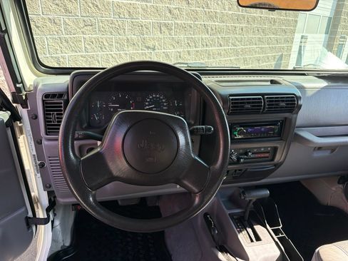 Used 1997 Jeep Wrangler SE AWD/4WD image 9