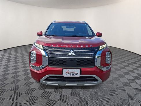 Used 2022 Mitsubishi Outlander SEL AWD/4WD image 2
