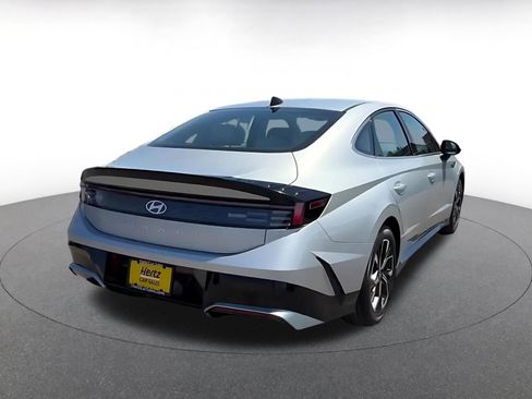 Used 2025 Hyundai Sonata SEL FWD image 15
