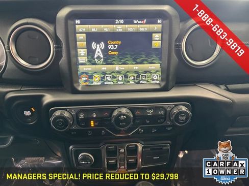Used 2021 Jeep Wrangler Unlimited Sahara image 7