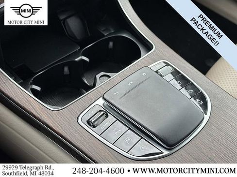 Used 2022 Mercedes-Benz GLC 300 GLC 300 w/ Premium Package Lite image 34