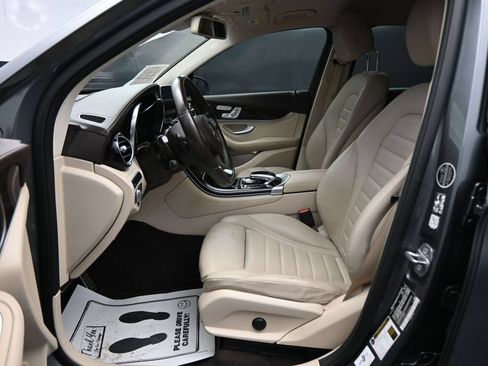 Used 2019 Mercedes-Benz GLC 43 AMG 4MATIC image 9