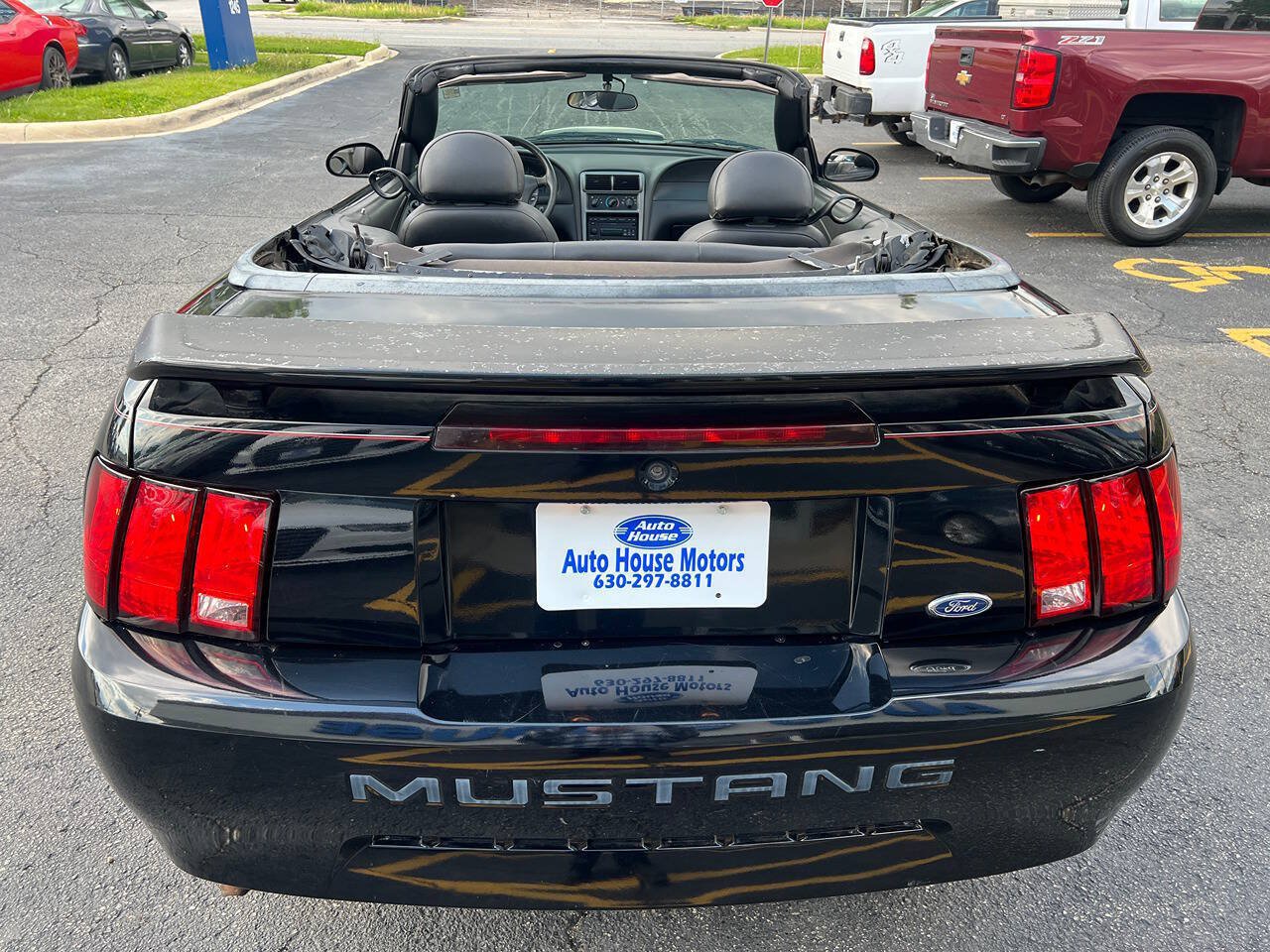 Used 2004 Ford Mustang Convertible RWD image 14