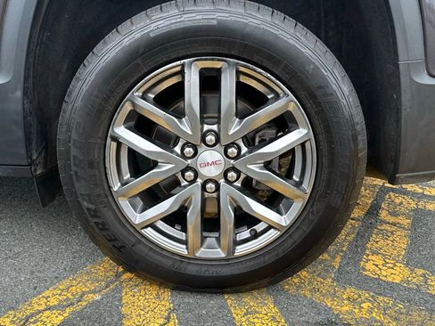 Used 2017 GMC Acadia SLT image 7