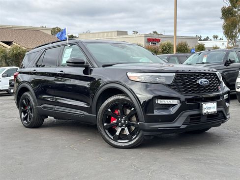 Certified 2023 Ford Explorer ST w/ Equipment Group 401A AWD/4WD image 2
