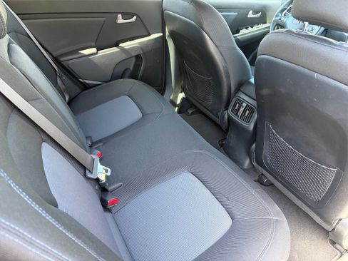 Used 2015 Kia Sportage LX FWD image 25