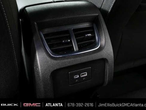 Certified 2025 Chevrolet Blazer LT FWD image 18