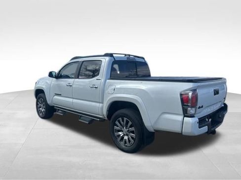 Used 2023 Toyota Tacoma Limited image 4