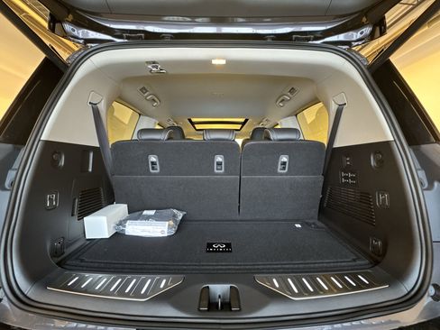New 2026 INFINITI QX80 Luxe image 25