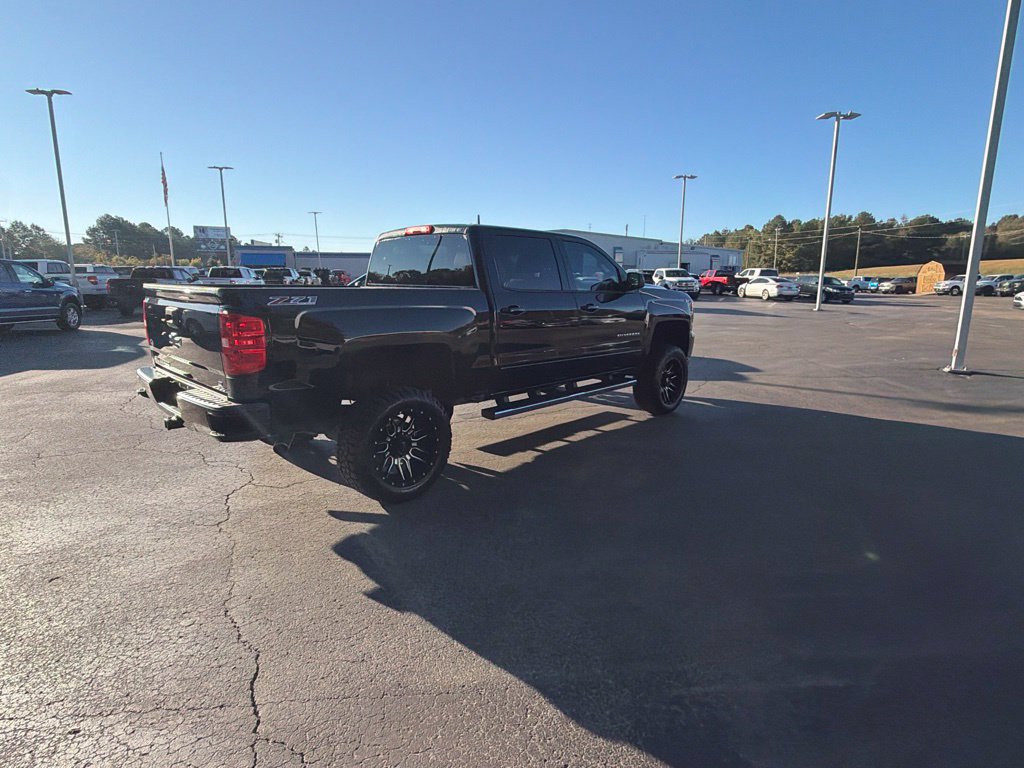 Used 2017 Chevrolet Silverado 1500 LT w/ True North Edition AWD/4WD image 3