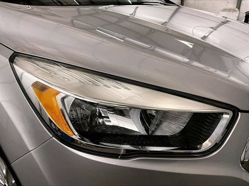 Used 2017 Ford Escape SE w/ SE Cold Weather Package AWD/4WD image 27