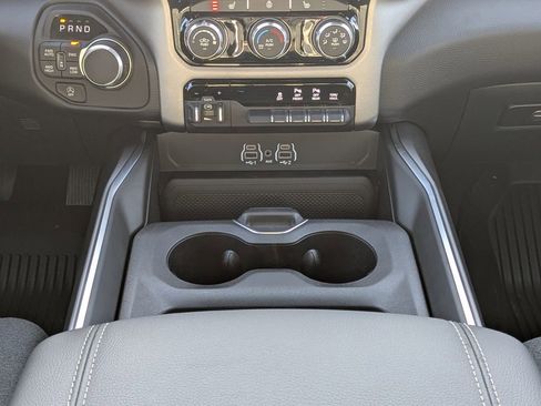 New 2026 RAM 1500 4x4 Crew Cab image 19