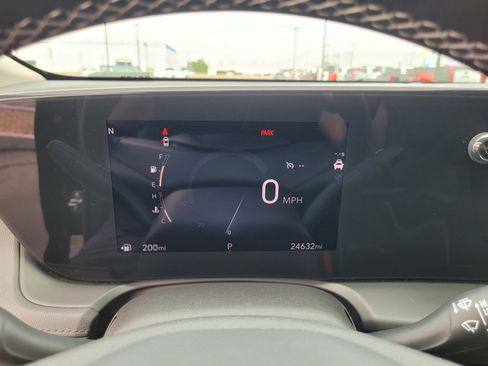 Used 2025 Buick Encore GX Preferred image 24