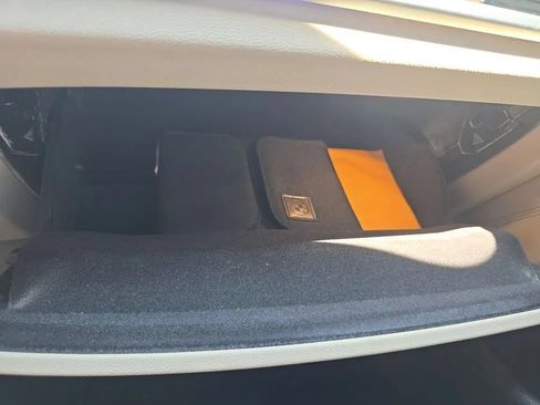 Used 2019 BMW 530i w/ Convenience Package RWD image 36