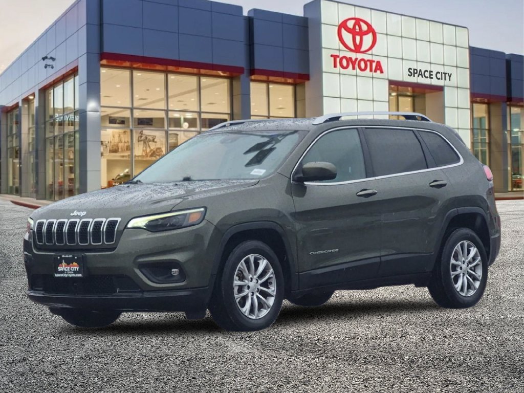 Used 2021 Jeep Cherokee Latitude Lux FWD image 2