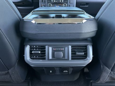 Used 2021 Ford F150 Lariat w/ Equipment Group 502A High AWD/4WD image 21