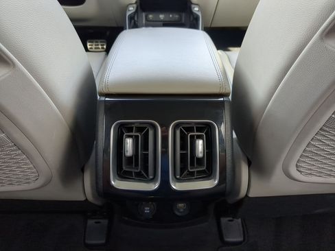 Used 2022 Kia Sorento SX Prestige w/ Panoramic Sunroof Package AWD/4WD image 28