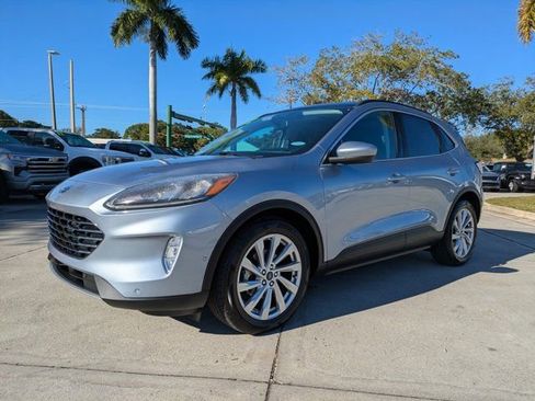 Used 2022 Ford Escape Titanium w/ Titanium Elite Package image 7