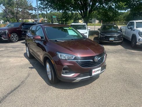 Used 2023 Buick Encore GX Preferred w/ Cold Weather Comfort Package FWD image 2