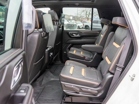 Used 2023 GMC Yukon AT4 w/ AT4 Premium Package image 14