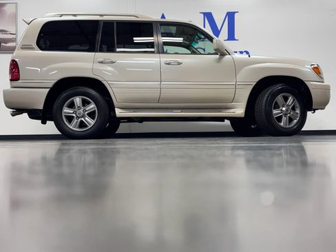 Used 2007 Lexus LX 470 4WD image 3