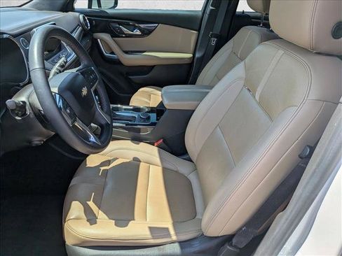 Used 2022 Chevrolet Blazer Premier w/ Enhanced Convenience Package FWD image 14