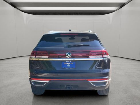 Used 2025 Volkswagen Atlas Cross Sport SEL AWD/4WD image 2