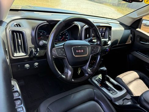 Used 2021 GMC Canyon AT4 w/ Driver Alert Package AWD/4WD image 4