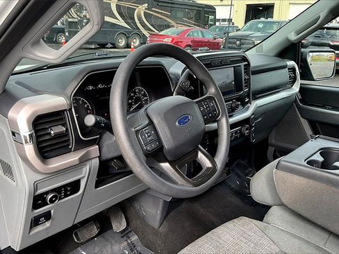 Used 2023 Ford F150 XLT image 14