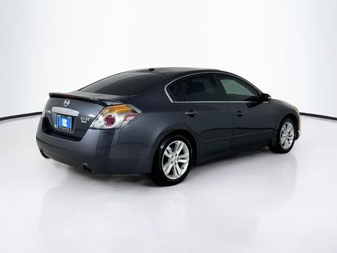 Used 2012 Nissan Altima 3.5 SR w/ Sport Pkg FWD image 7